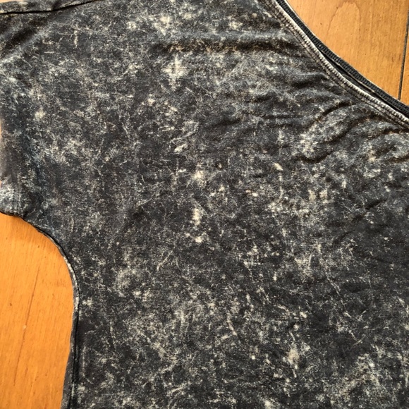 NWT American Eagle Outfitters open shoulder top MD - Picture 2 of 6